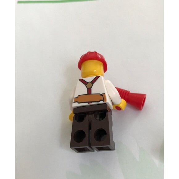 Minifigures LEGO Lot of 3 CITY/TOWN Excellent Condition Bonus Pieces FREE SHIP - Picture 11 of 11